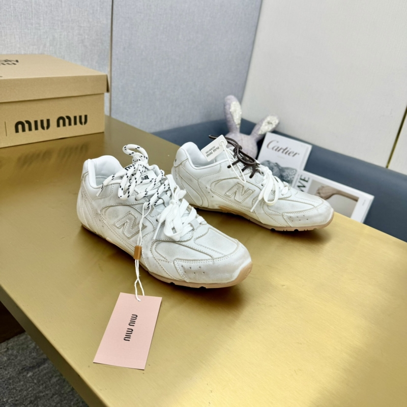 Miu Miu Casual Shoes